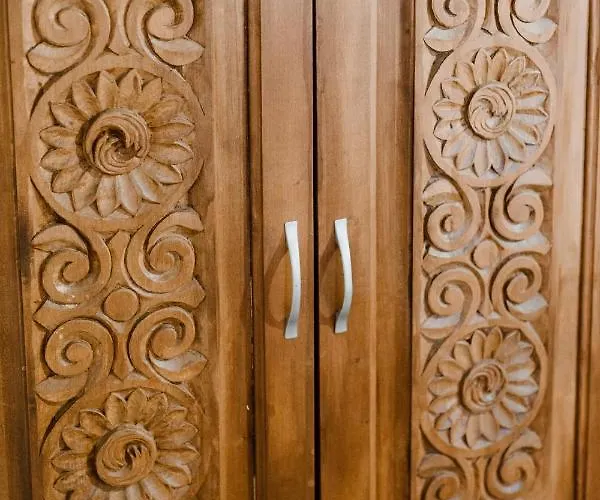 Pensiune винената къща *